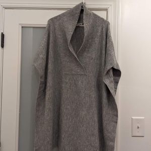 OS Heather grey poncho
